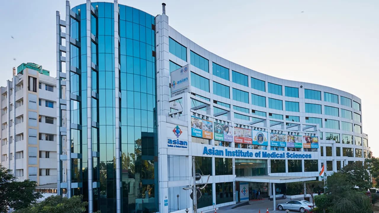 ASIAN INSTITUTE OF MEDICAL SCIENCES (ASIAN HOSPITAL) hospital image 1