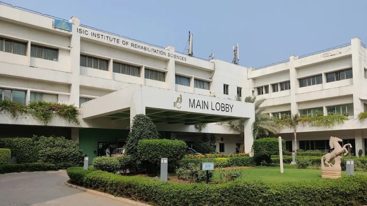 Indian Spinal Hospital (ISIC) hospital image 1